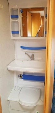                         Przyczepa Hobby 400 - zdjęcie 9
                        