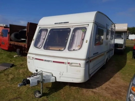                         SWIFT CHALLENGER 490 SE # 4 osobowa # 6.62 metra długa # papiery - zdjęcie 2
                        