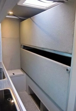                         Mercedes-Benz Sprinter z 2005 roku - zdjęcie 3
                        