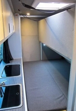                         Mercedes-Benz Sprinter z 2005 roku - zdjęcie 4
                        