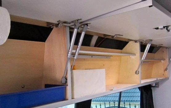                         Mercedes-Benz Sprinter z 2005 roku - zdjęcie 5
                        