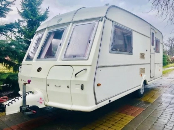                         Przyczepa Kempingowa Buccaner Elan 15 z namiotem - zdjęcie 1
                        