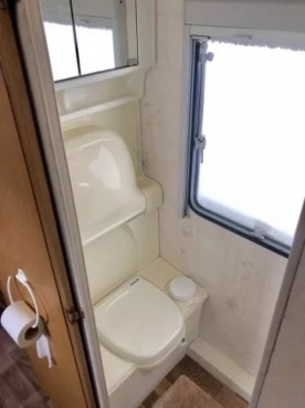                         Przyczepa Kempingowa Buccaner Elan 15 z namiotem - zdjęcie 7
                        