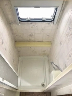                         Przyczepa Kempingowa Buccaner Elan 15 z namiotem - zdjęcie 8
                        