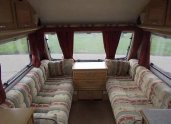                         Przyczepa Kempingowa Elddis 482, 2003 rok, zadbana, z namiotem - zdjęcie 5
                        