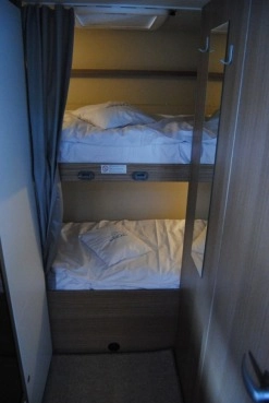                         Wynajmę ! Wypożyczę ! Nowy Kamper CARADO 6 osób 2.0 HDI 130 KM z 2018 roku - zdjęcie 15
                        