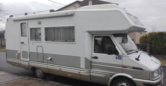                         Kamper LAIKA, IVECO Turbo-Daily 35-10, rejestracja na 5 osób - zdjęcie 1
                        