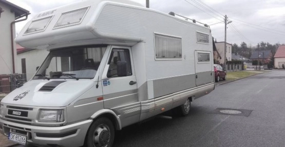                         Kamper LAIKA, IVECO Turbo-Daily 35-10, rejestracja na 5 osób - zdjęcie 2
                        