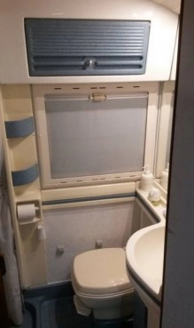                         Kamper LAIKA, IVECO Turbo-Daily 35-10, rejestracja na 5 osób - zdjęcie 4
                        