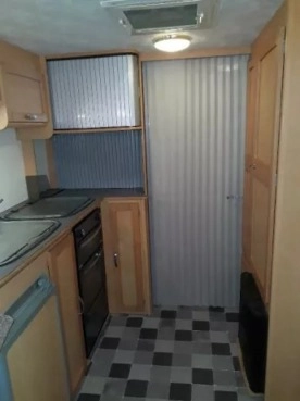                         Sprzedam przyczepę kempingową Elddis Avante 534 - zdjęcie 3
                        