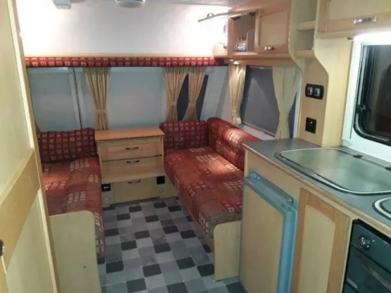                         Sprzedam przyczepę kempingową Elddis Avante 534 - zdjęcie 5
                        