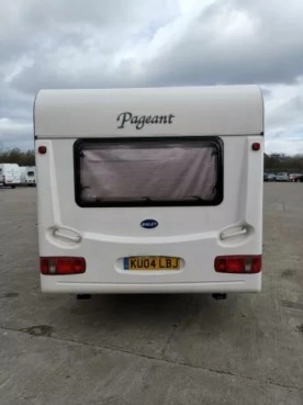                         Przyczepa Kempingowa Bailey Pageant Auvergne 2003, gratis 2 przedsionki - zdjęcie 3
                        