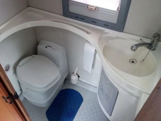                         Kamperek Ducato - Bardzo dobry stan - zdjęcie 10
                        