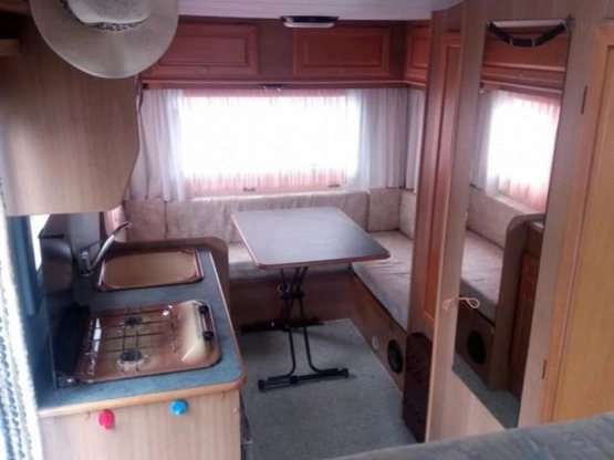                         Kamperek Ducato - Bardzo dobry stan - zdjęcie 4
                        