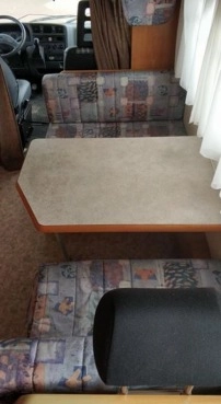                         Kamper Fiat Ducato 1999 r., 1.9 TD Hymer Eriba 4-osobowy, WC, Prysznic, Markiza - zdjęcie 4
                        