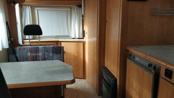                         Kamper Fiat Ducato 1999 r., 1.9 TD Hymer Eriba 4-osobowy, WC, Prysznic, Markiza - zdjęcie 6
                        