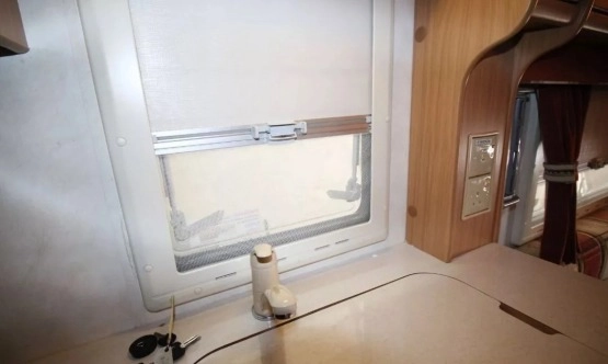                         Przyczepa Coompas z 2001 - zdjęcie 17
                        