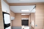                         wnętrze - Dethleffs Camper 730 FKR
                        