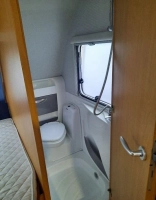                         łazienka- KNAUS 450 Sudwind
                        