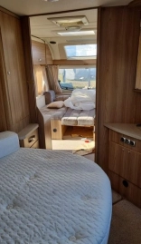                         wnętrze - SWIFT DOUBLETTE Classic
                        