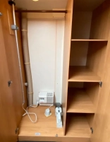                         szafa - Przyczepa kempingowa Hobby 495
                        