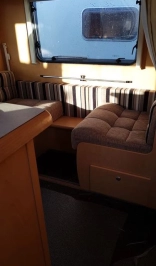                         kanapa - Przyczepa kempingowa Elddis ODYSSEY 
                        