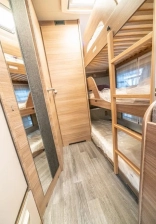                         łóżko piętrowe - KNAUS Sport 500 KD
                        