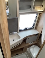                         łazienka - Dethleffs Aero 490 QSK
                        
