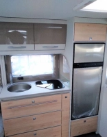                         aneks kuchenny - Dethleffs Nomad 730 FKR
                        