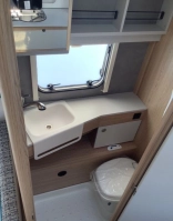                         łazienka - Dethleffs Aero 410 QS
                        