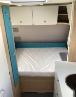                         sypialnia - Dethleffs Aero 410 QS
                        