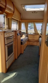                         wnętrze - Abbey Aventura
                        