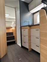                         Nowy kamper Adria Matrix Axess 650 SL - zdjęcie 9
                        