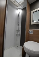                         Nowy kamper Adria Coral XL Axess 600 DP - zdjęcie 18
                        