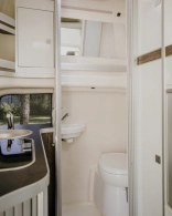                         Samochód kempingowy Westfalia Club Joker - zdjęcie 8
                        