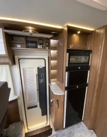                         Nowy kamper Frankia I890 QD/B Luxury - zdjęcie 19
                        