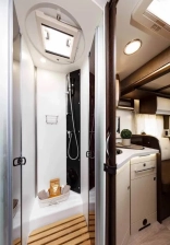                         Nowy kamper Benimar Tessoro 468 NORTHAUTOKAPP - zdjęcie 24
                        