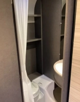                         Przyczepa Dethleffs C'JOY 420 QSH - zdjęcie 17
                        