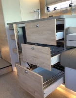                         Nowy kamper Dethleffs PULSE CLASSIC 90 T 7051 EBL - zdjęcie 16
                        