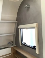                         Przyczepa Dethleffs Aero 470 FSK - zdjęcie 15
                        