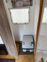                         Przyczepa Hobby 530 - zdjęcie 9
                        