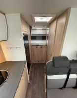                         Kamper Sunlight A70 - zdjęcie 14
                        