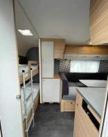                         Przyczepa Dethleffs Camper 560FMK - zdjęcie 6
                        