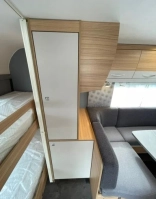                         Przyczepa Dethleffs Camper 560FMK - zdjęcie 9
                        