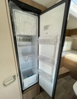                         Przyczepa Dethleffs C Joy 420QSH - zdjęcie 16
                        