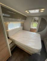                         Przyczepa Dethleffs Nomad 650RQT - zdjęcie 12
                        