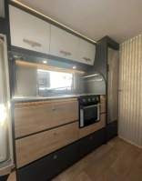                         Przyczepa Dethleffs Beduin Scandinavia 590RK - zdjęcie 10
                        