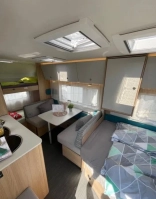                         Przyczepa Dethleffs Aero 470FSK - zdjęcie 2
                        