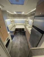                         Przyczepa Dethleffs Nomad 730 FKR - zdjęcie 13
                        