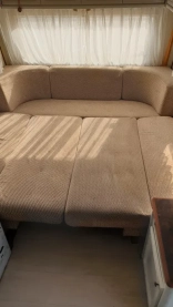                         Przyczepa Hobby 380T De Luxe - zdjęcie 3
                        